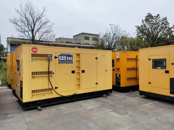 三原干式空气滤清器和湿式空气滤清器有什么区别？