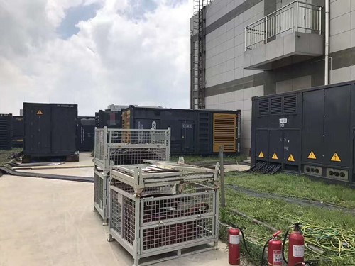 三原除了定期检查，还有哪些方法可以及时发现接触式转速表探头的磨损？